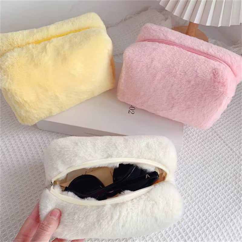 Fur Makeup Bags for Women Soft Travel Cosmetic Bag Organizer Case Young Lady Girls Make up Case Necessaries 1 Pc Solid Handbags